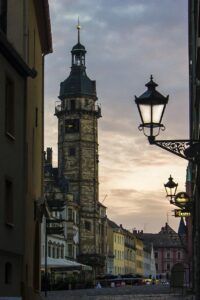 重い女を卒業するための方法はどう改善すればいい？